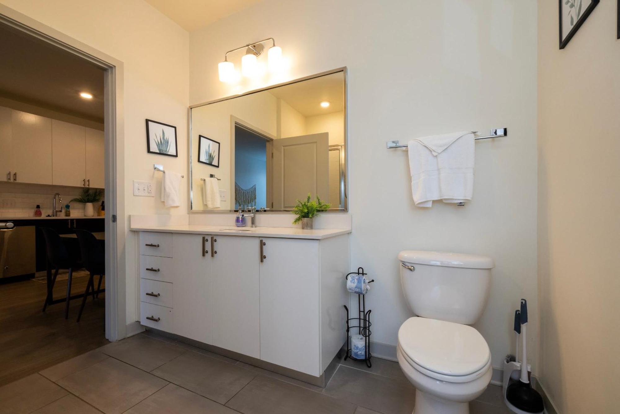 Modern Nulu 2Br Cozysuites 01 Louisville Exteriör bild